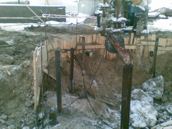 Общий вид участка работ на стволе шахты дымоудаления