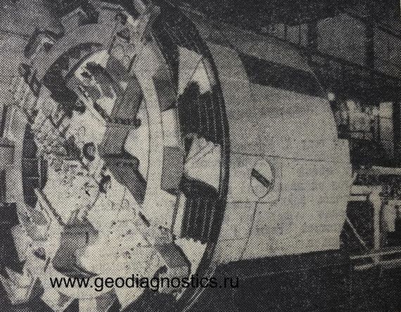 Механизированный проходческий щит КТ-1-5.6 в цехе КЭПРО